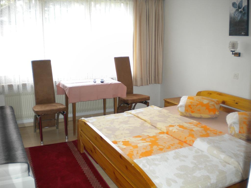 Pension Taverne Грехен Екстер'єр фото